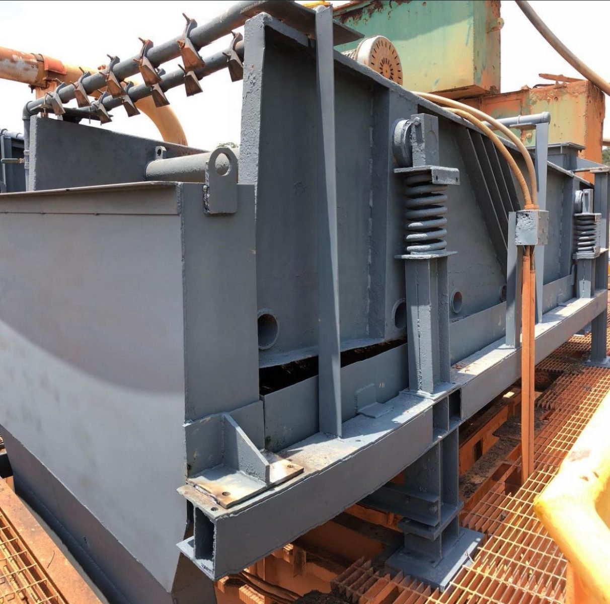 Construcción, Montaje y Servicios Conexos - Imagen 14